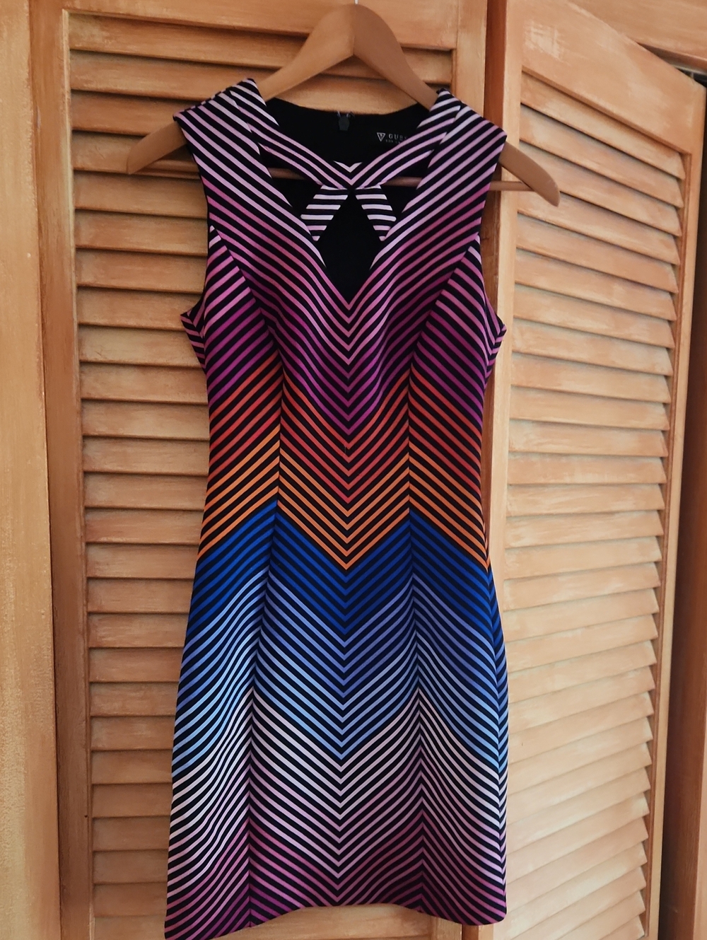 Guess Multicolor Chevron One-Shoulder Dress with Cutout